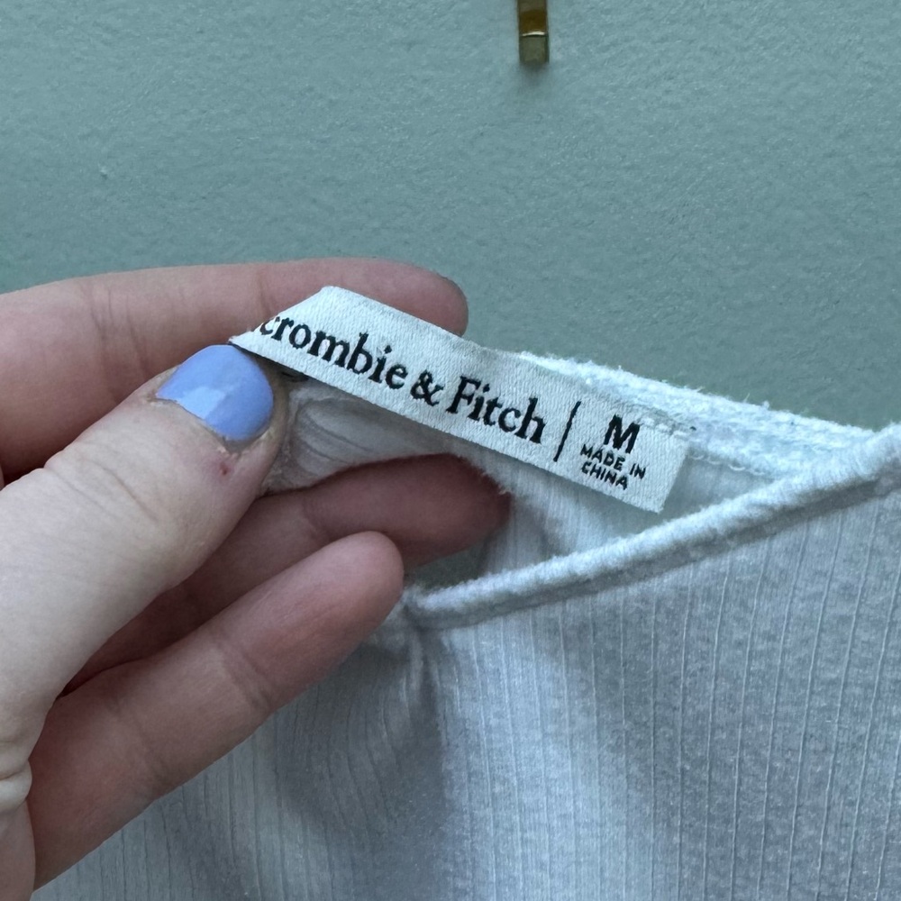 Abercrombie & Fitch White Puff Sleeve Blouse - Picture 3 of 6